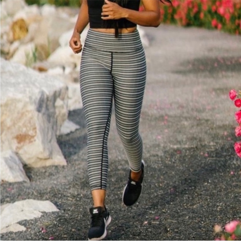 Zyia active adrenaline Aztec leggings